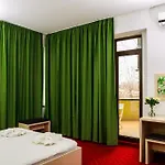 Alma Ivavev Isus Отель 3*