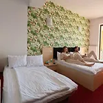 Alma Ivavev Isus Hotel