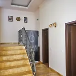 Alma Ivavev Isus Mamaia