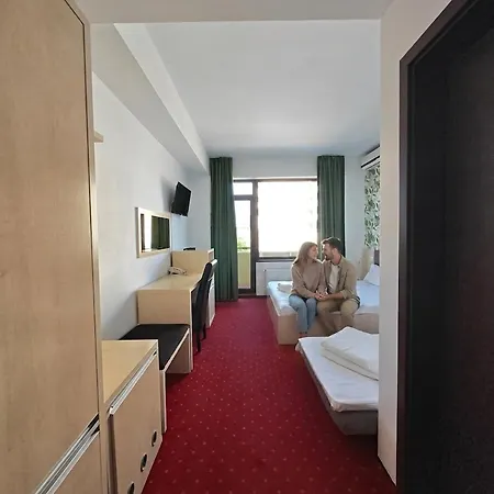 Alma By Ivavev Is'us Hotel 3*