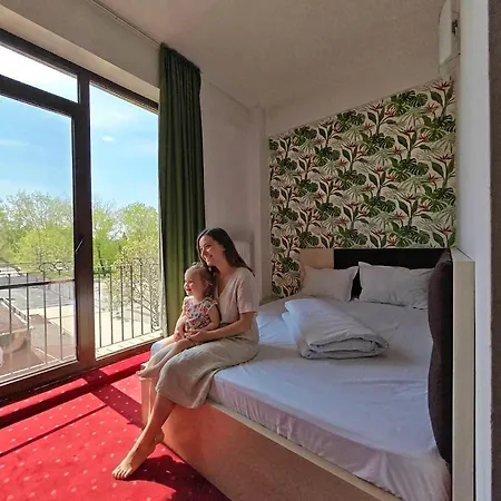 Alma By Ivavev Is'us Mamaia