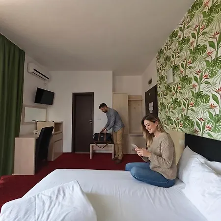 Alma By Ivavev Is'us 3* Mamaia