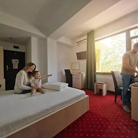Alma By Ivavev Is'us Hotel 3*
