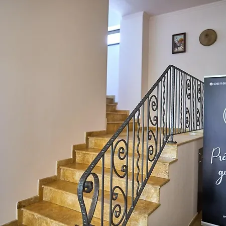 Otel Alma Ievavev Isus 3*